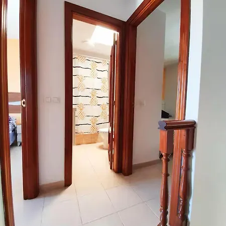Sunny Terrace Duplex 2 Bedrooms Appartement